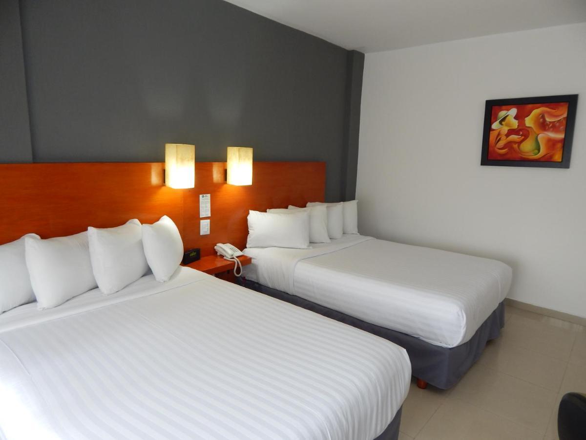 Hotel Gran Minatitlan Plaza Экстерьер фото